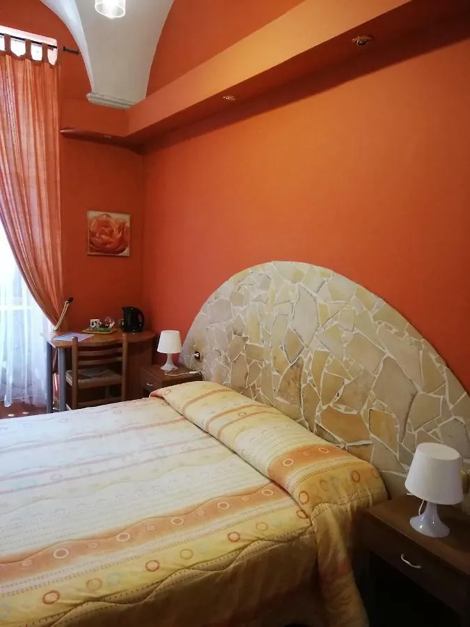 Holland International Rooms Catania