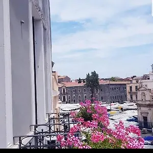 Nocleg ze śniadaniem Fera O' Luni, Katania